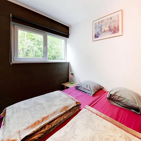 Attractive Holiday Home In Malmedy With A Terrace مالميدي